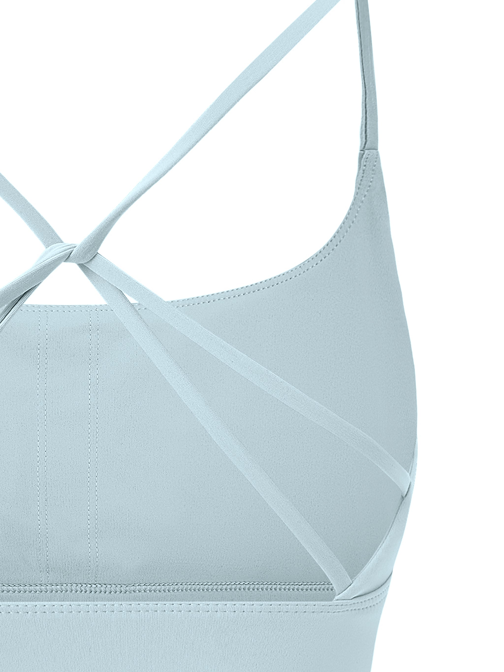 gym,women,workout,sport,open back,crop